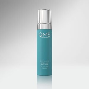 QMS Exfoliating Body Foam 50ml voor een gladde en zachte huid bij doolaardsbeauty